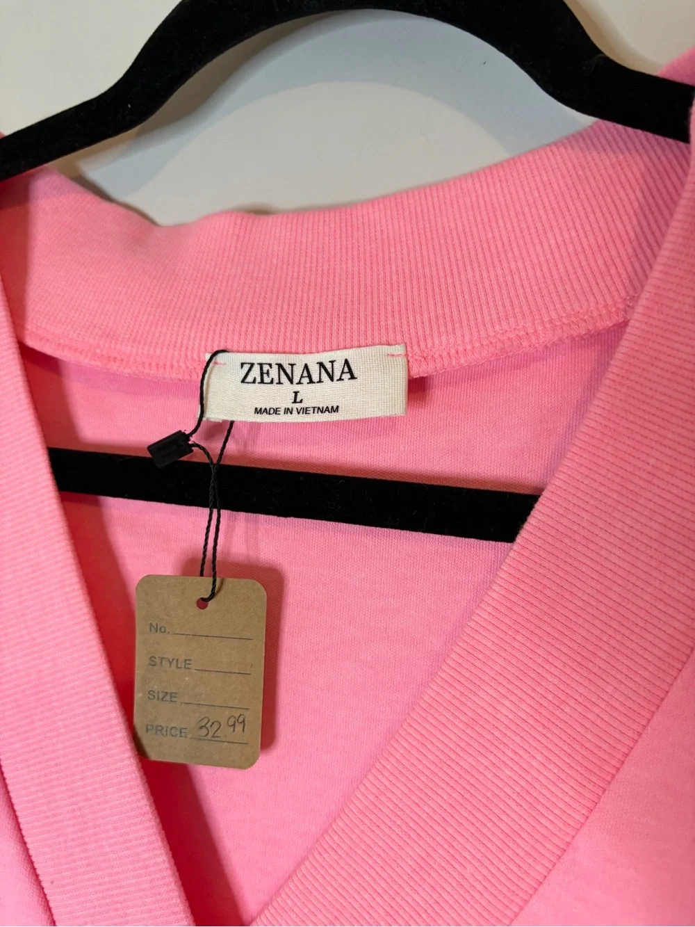 Zenana Outfitters Pink Sleeveless V-Neck Women’s Romper Size L